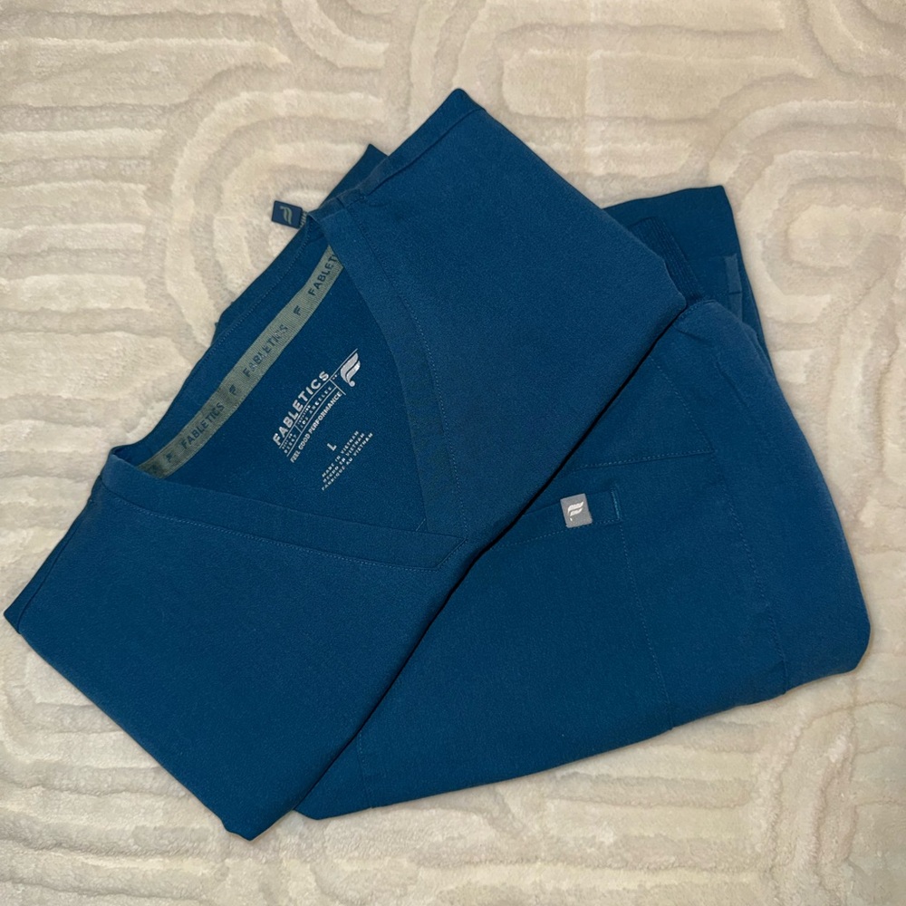 Fabletics Caribbean Blue Scrub Set